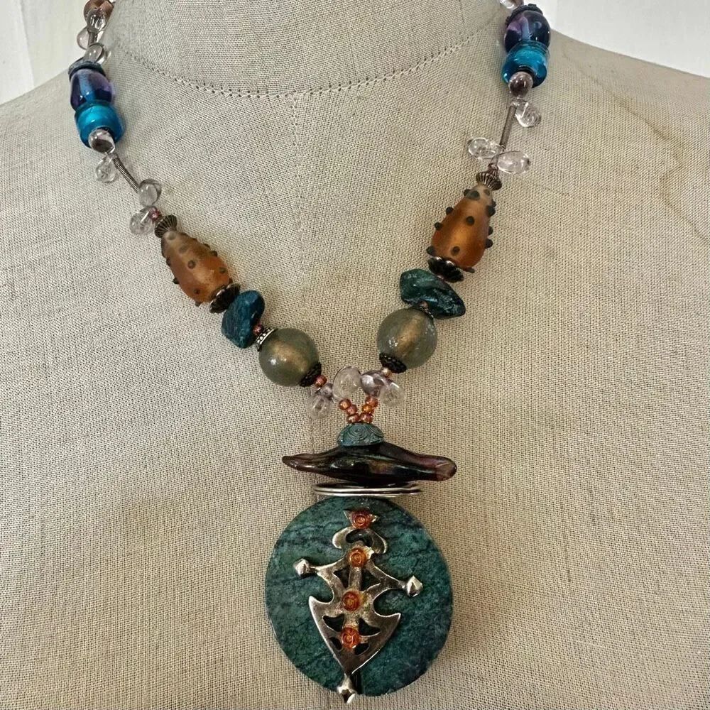 Treska Statement Pendant Necklace – Green Disc & Mixed Beads